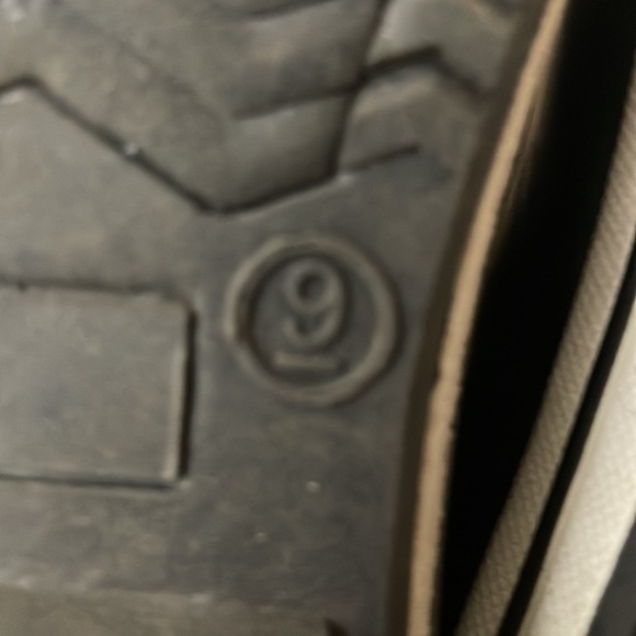 TARGET Faux Duck Lace-up Boots - 9 (blue & tan) - Picture 7 of 8